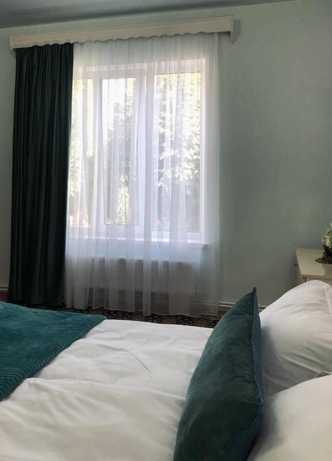 Hestia Hotel Gyumri Luaran gambar